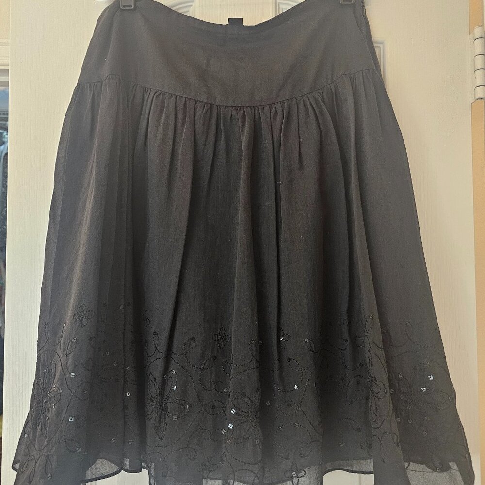 Black skirt